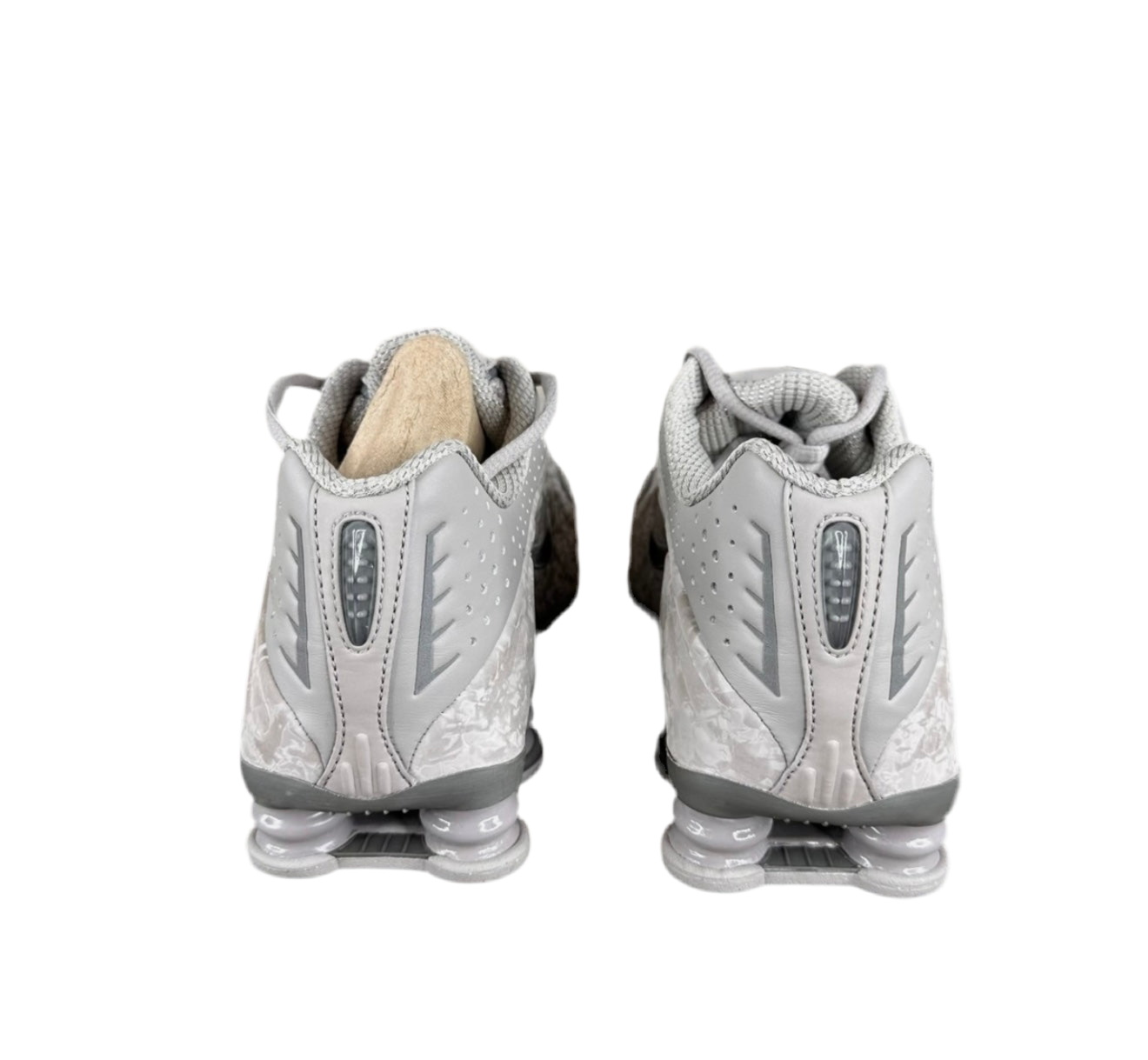 Nike Shox R4